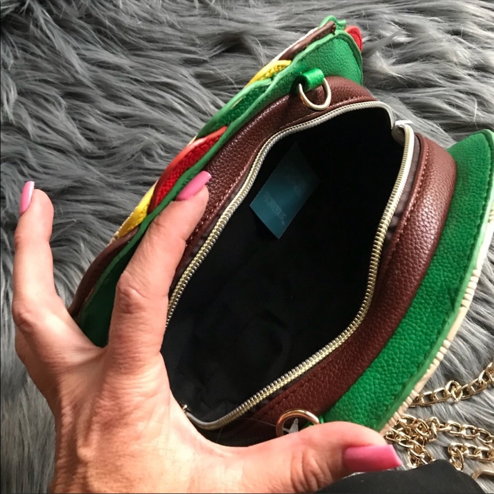 NWT 🌮 TACO TUESDAY CLUTCH • PURSE • CROSSBODY - Picture 3 of 8